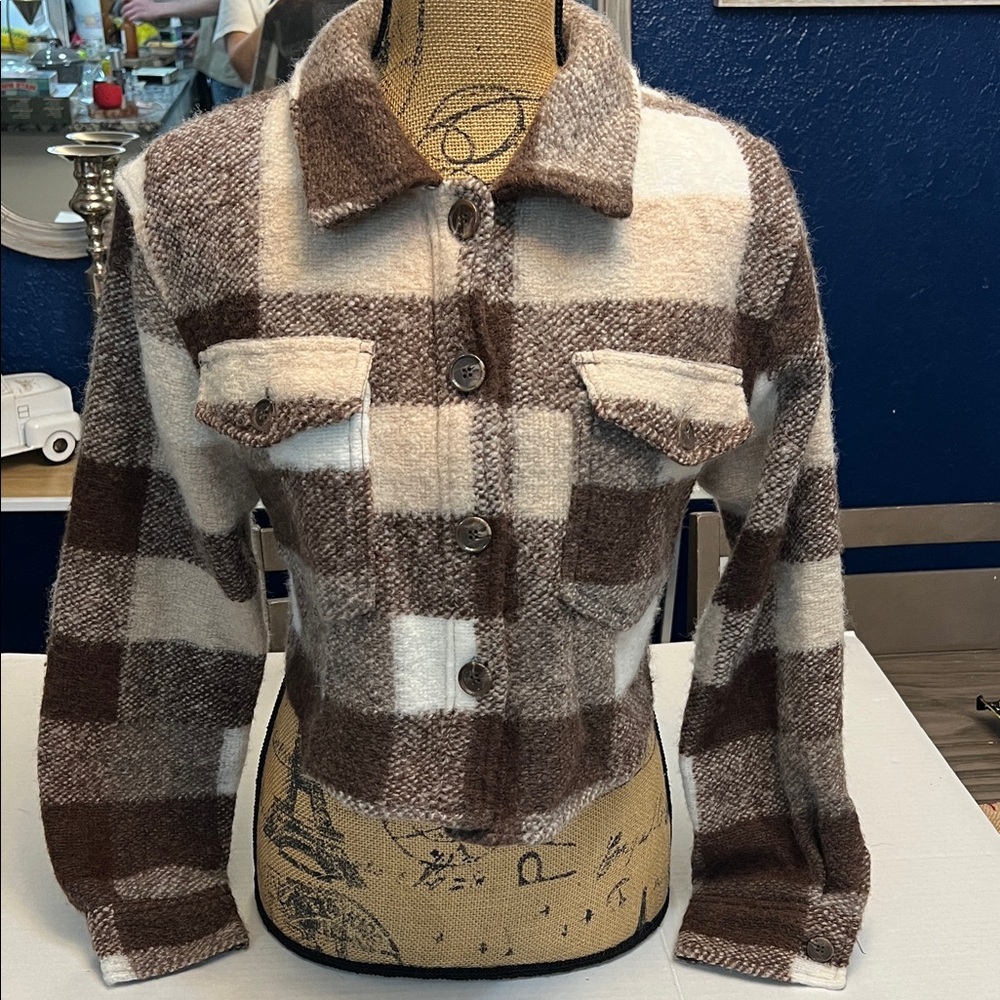 HOUSE OF HARLOW BUFFALO PLAID CROP WOOL BLEND TEDDY FLEECE JACKET SIZE SMALL